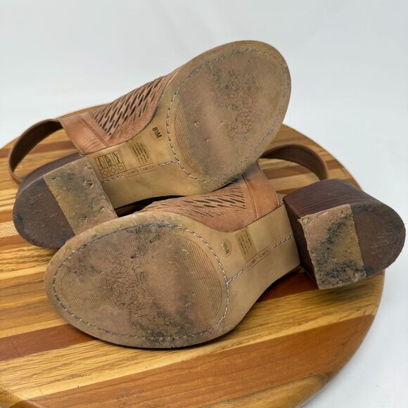 Vince Camuto Lavette Brown Peep Toe Bootie Perforated Ankle Strap Leather 8.5M - Picture 4 of 11